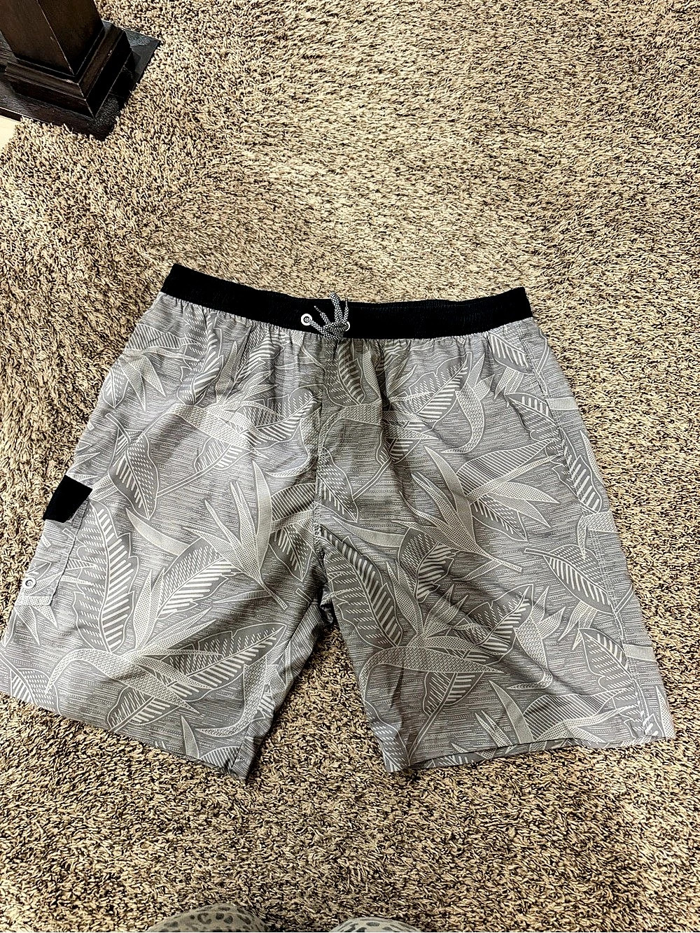 Men's Geometric Board Shorts 3XL Like New